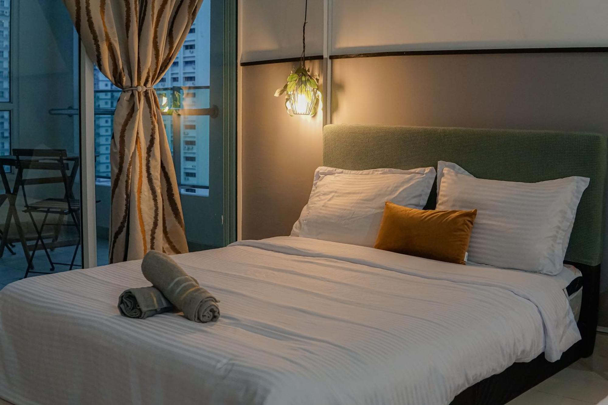 Family Suites At Mansion One By Maj Джордж Таун Екстериор снимка