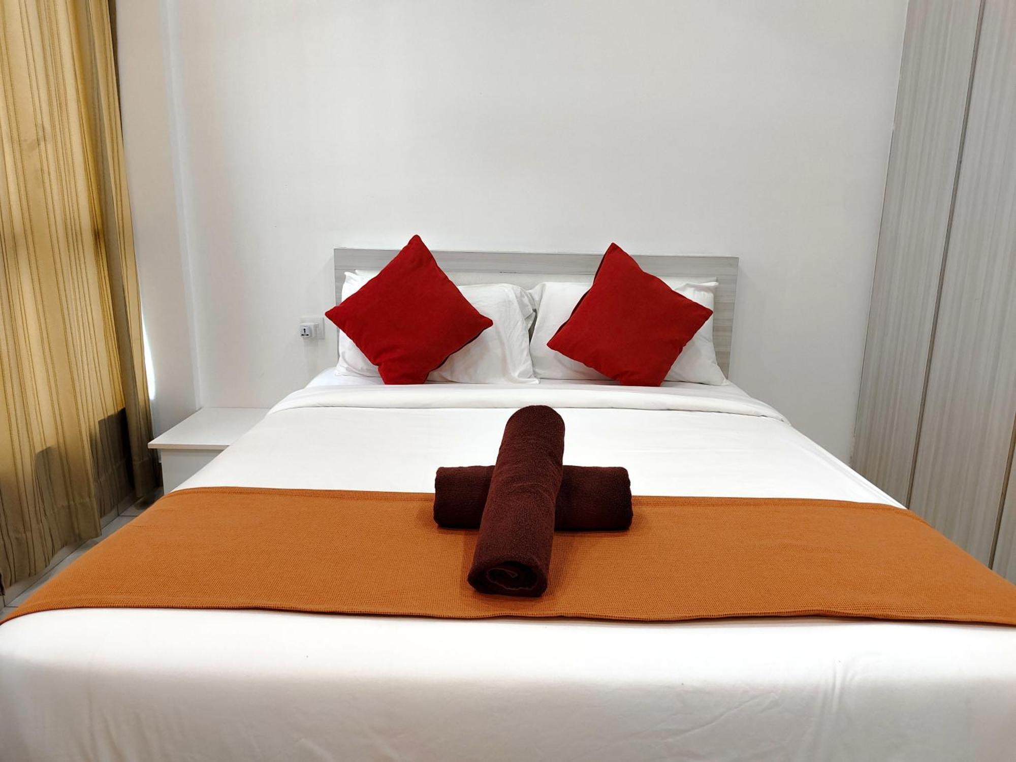 Family Suites At Mansion One By Maj Джордж Таун Екстериор снимка